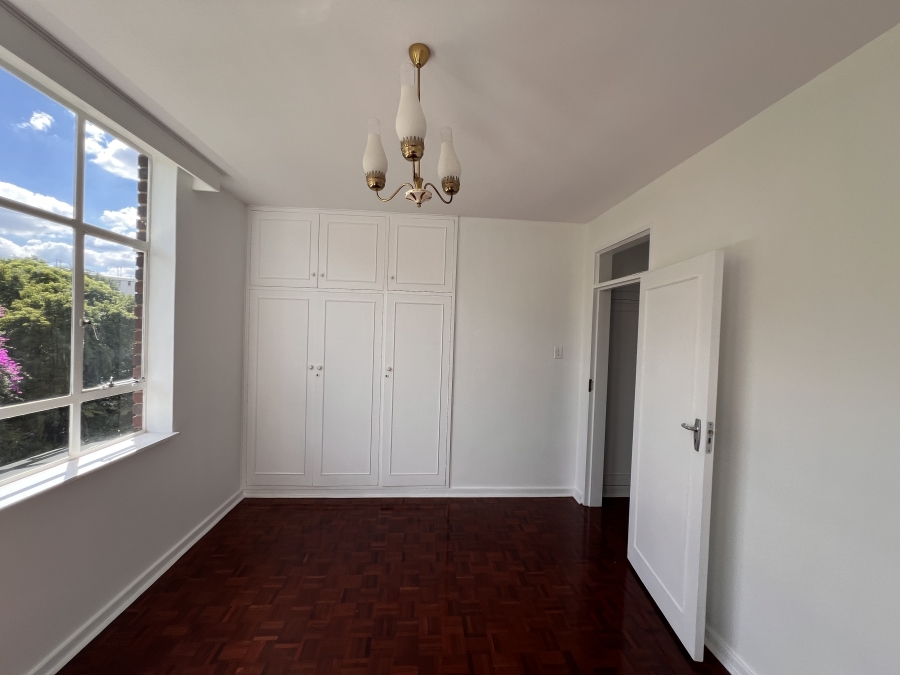 To Let 4 Bedroom Property for Rent in Illovo Gauteng