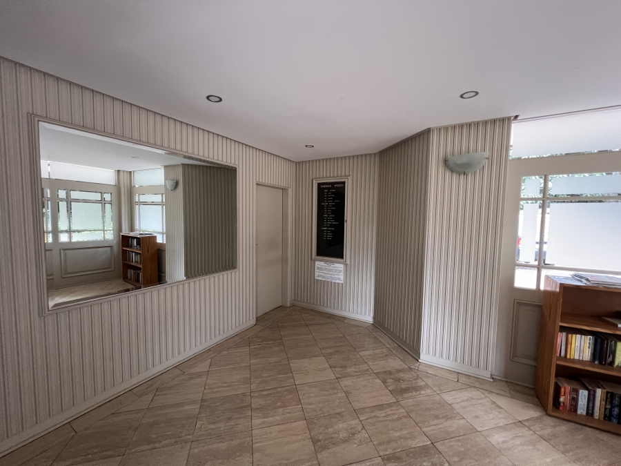 To Let 4 Bedroom Property for Rent in Illovo Gauteng