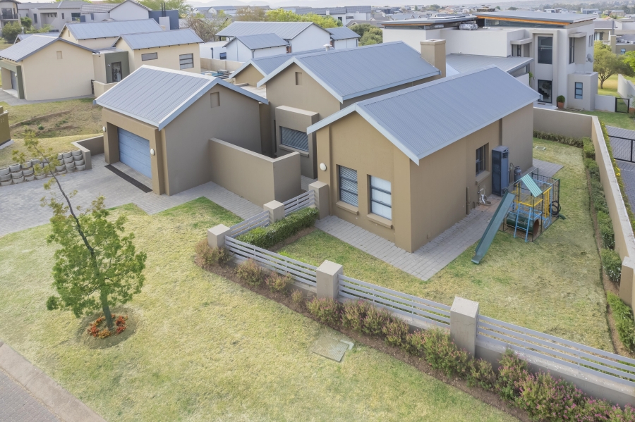 3 Bedroom Property for Sale in Copperleaf Estate Gauteng