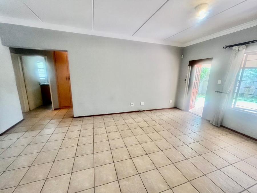 To Let 2 Bedroom Property for Rent in Sunninghill Gauteng