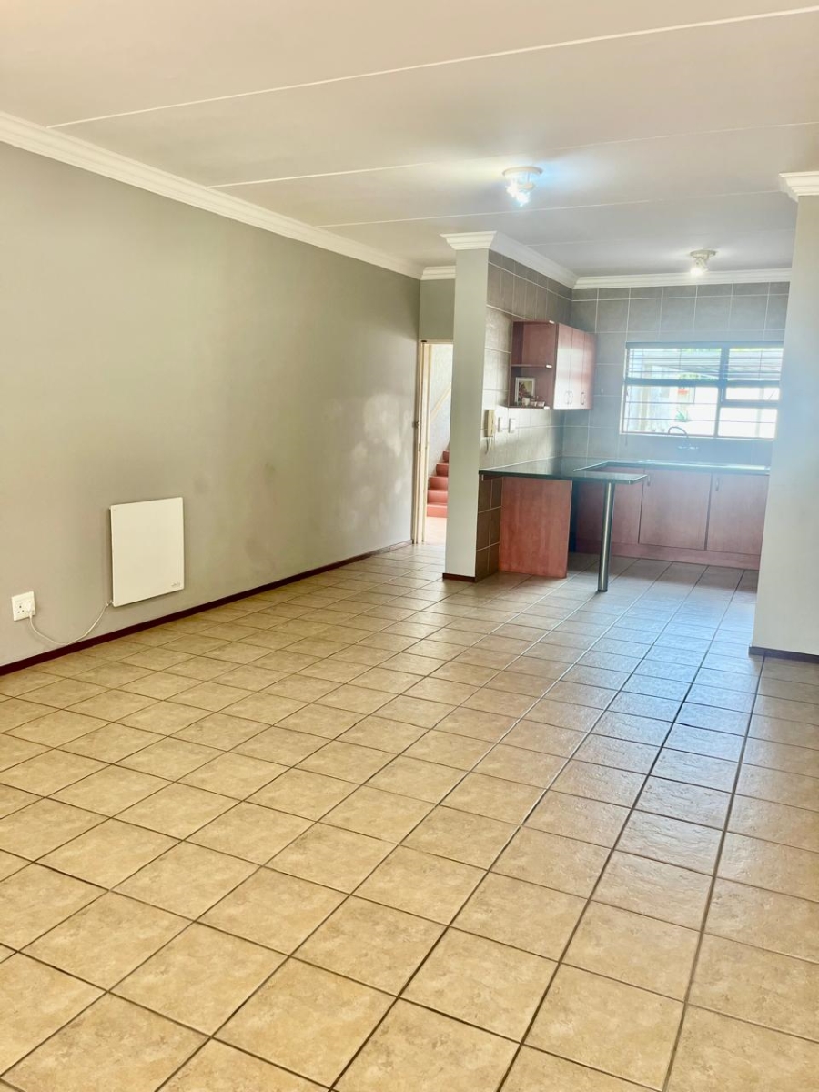 To Let 2 Bedroom Property for Rent in Sunninghill Gauteng