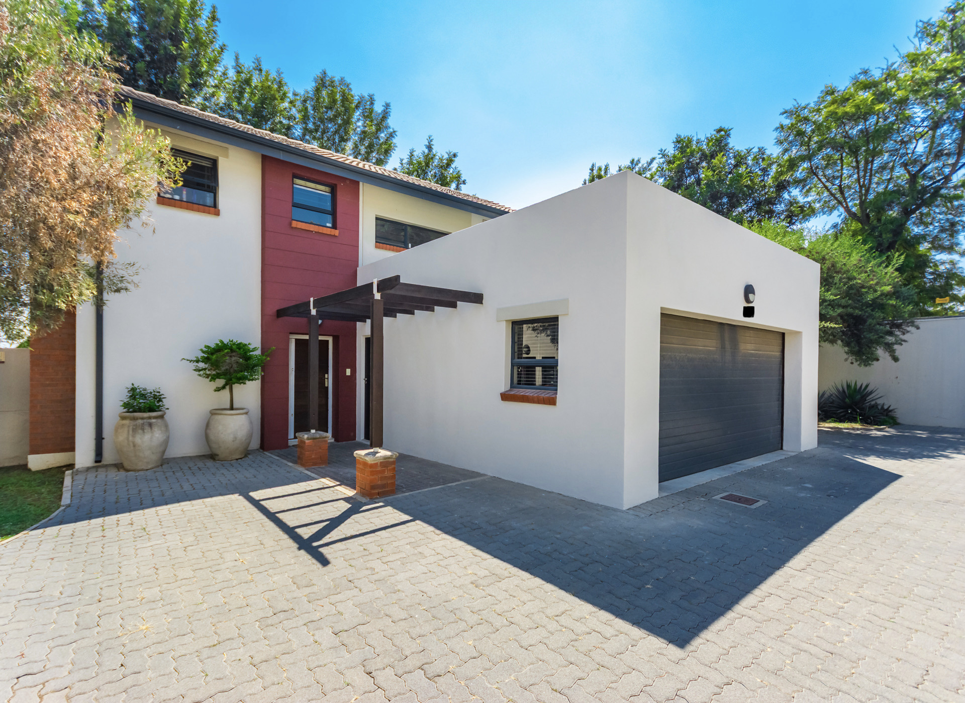 3 Bedroom Property for Sale in Crowthorne AH Gauteng