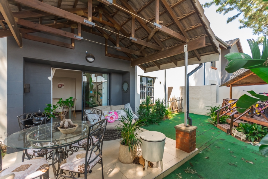 3 Bedroom Property for Sale in Crowthorne AH Gauteng