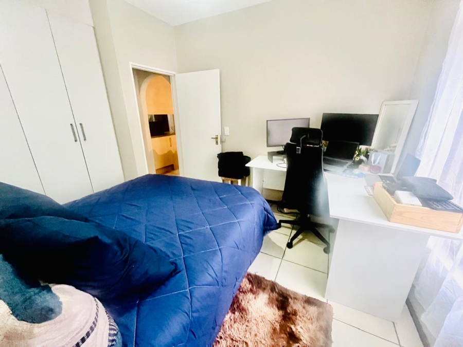 1 Bedroom Property for Sale in Lonehill Gauteng