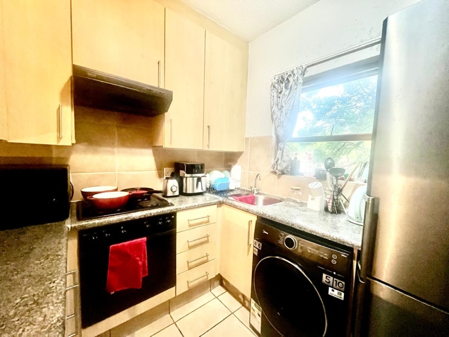 1 Bedroom Property for Sale in Lonehill Gauteng