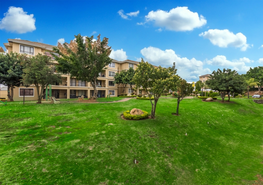 1 Bedroom Property for Sale in Carlswald Gauteng