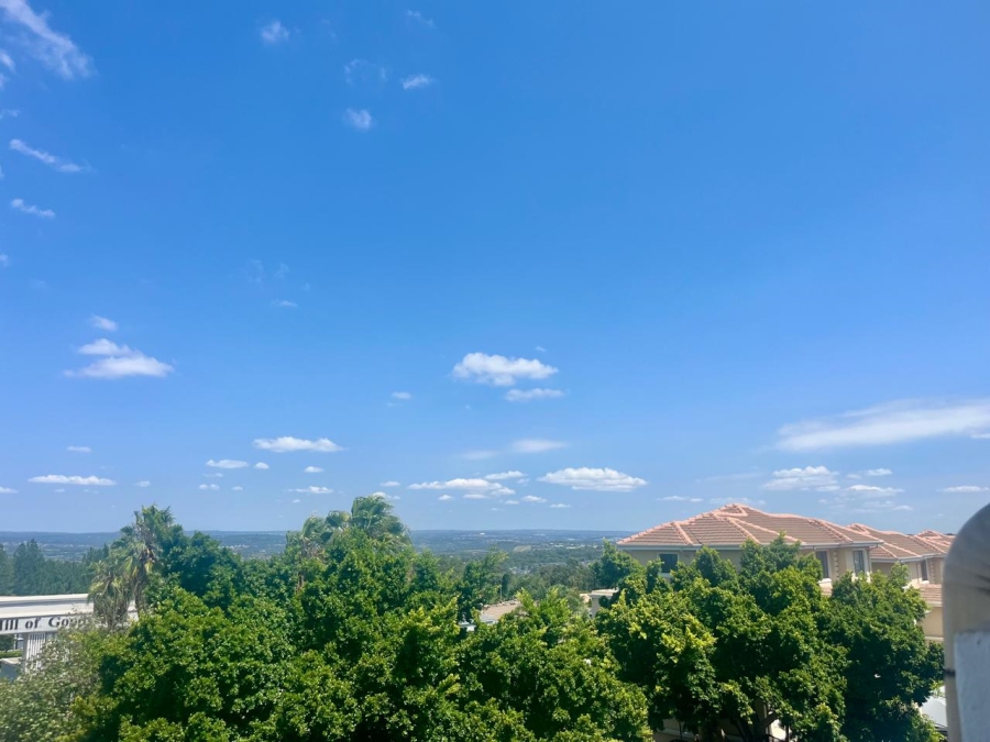 1 Bedroom Property for Sale in Carlswald Gauteng