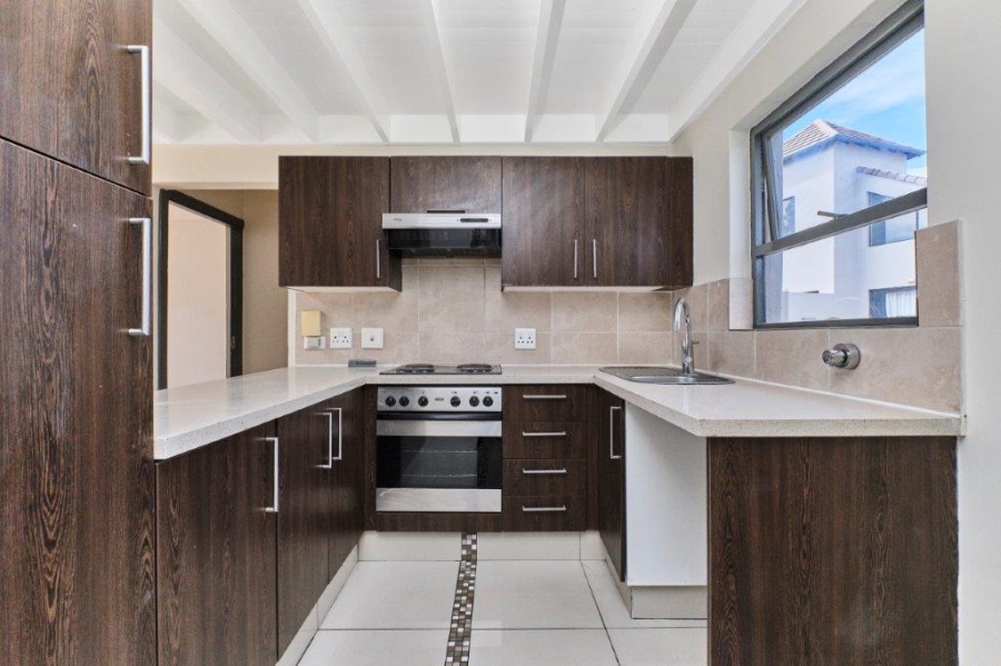 1 Bedroom Property for Sale in Sunninghill Gauteng