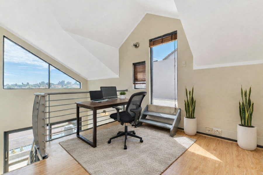 1 Bedroom Property for Sale in Sunninghill Gauteng