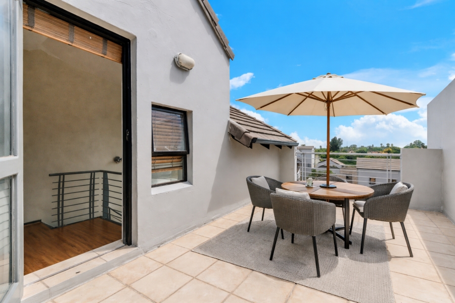 1 Bedroom Property for Sale in Sunninghill Gauteng