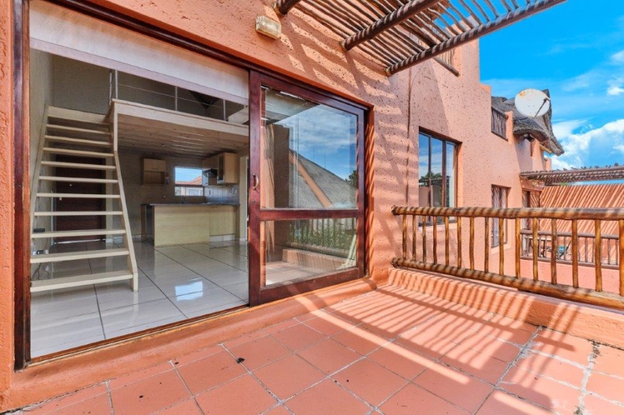 1 Bedroom Property for Sale in Sunninghill Gauteng