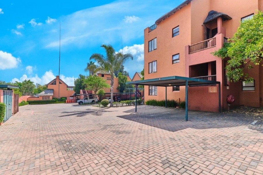 1 Bedroom Property for Sale in Sunninghill Gauteng