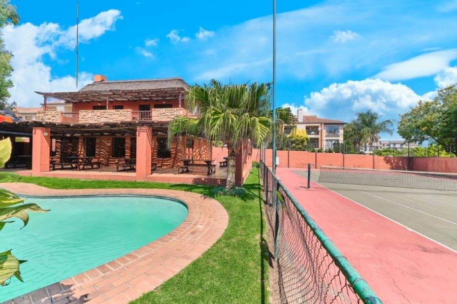 1 Bedroom Property for Sale in Sunninghill Gauteng