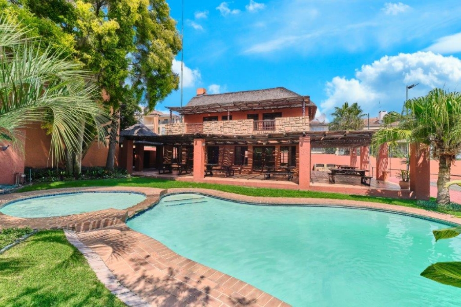 1 Bedroom Property for Sale in Sunninghill Gauteng