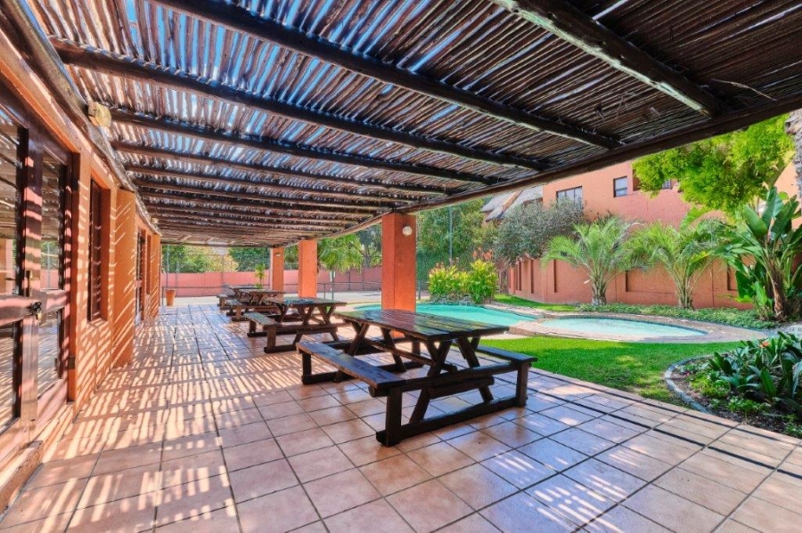 1 Bedroom Property for Sale in Sunninghill Gauteng