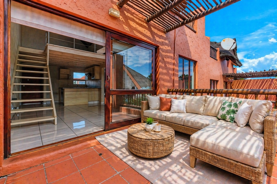 1 Bedroom Property for Sale in Sunninghill Gauteng