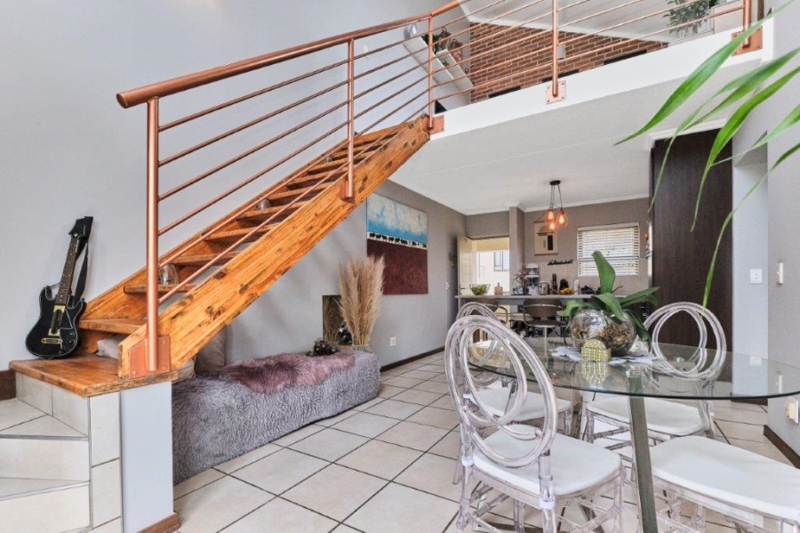 1 Bedroom Property for Sale in Bryanston Gauteng