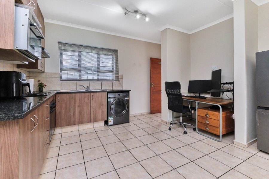 2 Bedroom Property for Sale in Kyalami Gauteng