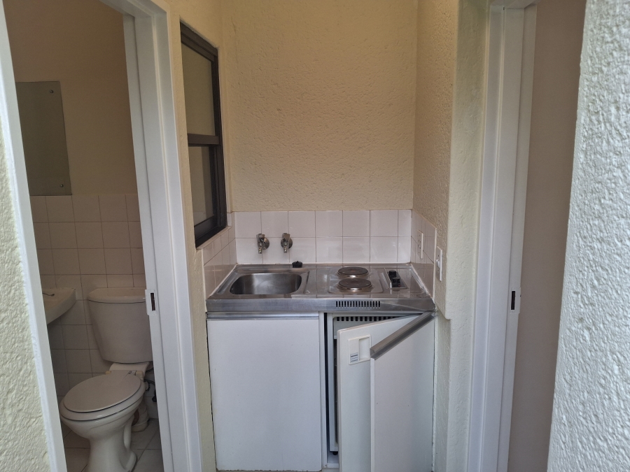 To Let 3 Bedroom Property for Rent in Inanda Gauteng