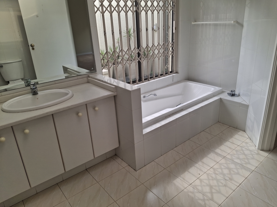 To Let 3 Bedroom Property for Rent in Inanda Gauteng