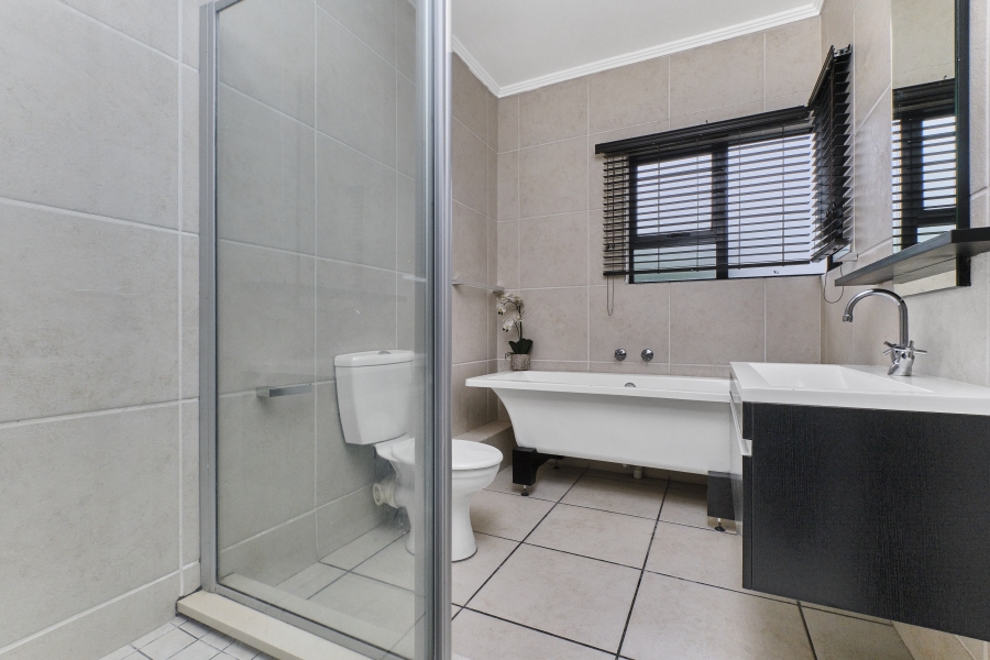 2 Bedroom Property for Sale in Douglasdale Gauteng