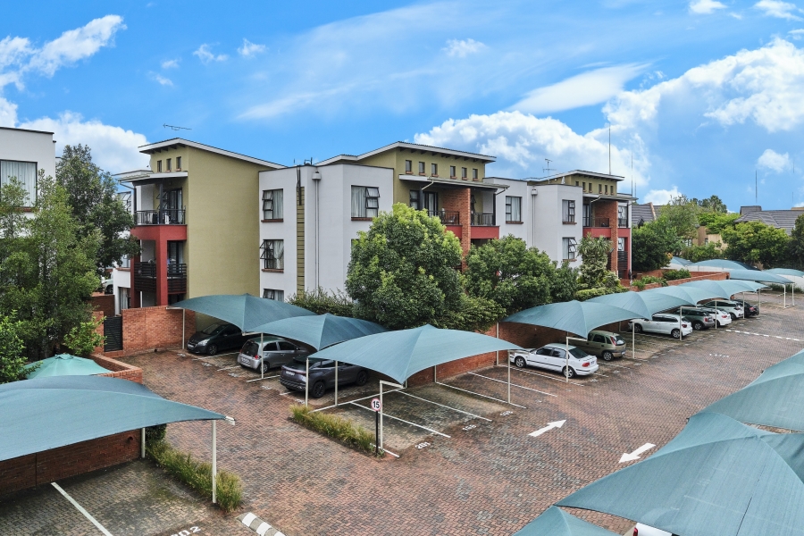 2 Bedroom Property for Sale in Douglasdale Gauteng