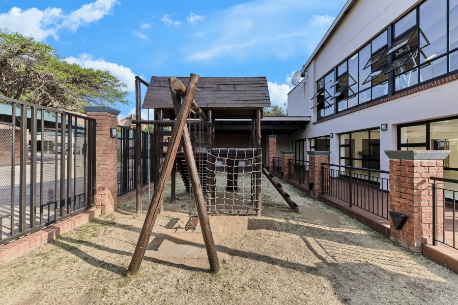 2 Bedroom Property for Sale in Douglasdale Gauteng