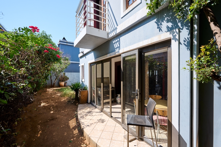 3 Bedroom Property for Sale in Erand Gardens Gauteng