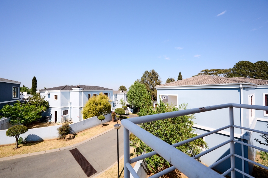 3 Bedroom Property for Sale in Erand Gardens Gauteng