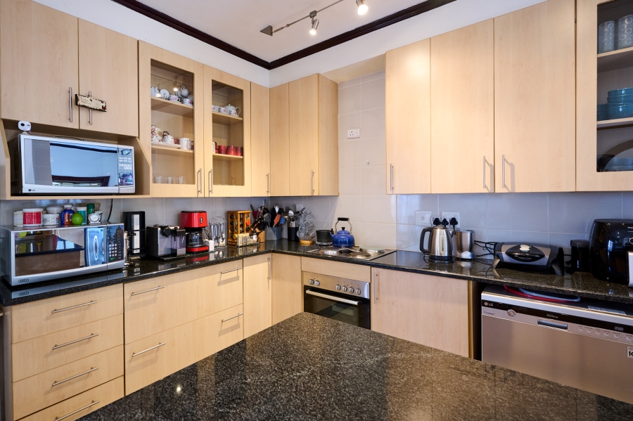 3 Bedroom Property for Sale in Erand Gardens Gauteng