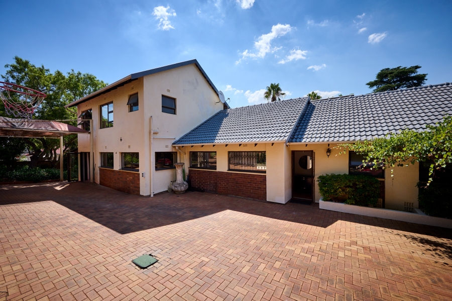 4 Bedroom Property for Sale in Vorna Valley Gauteng