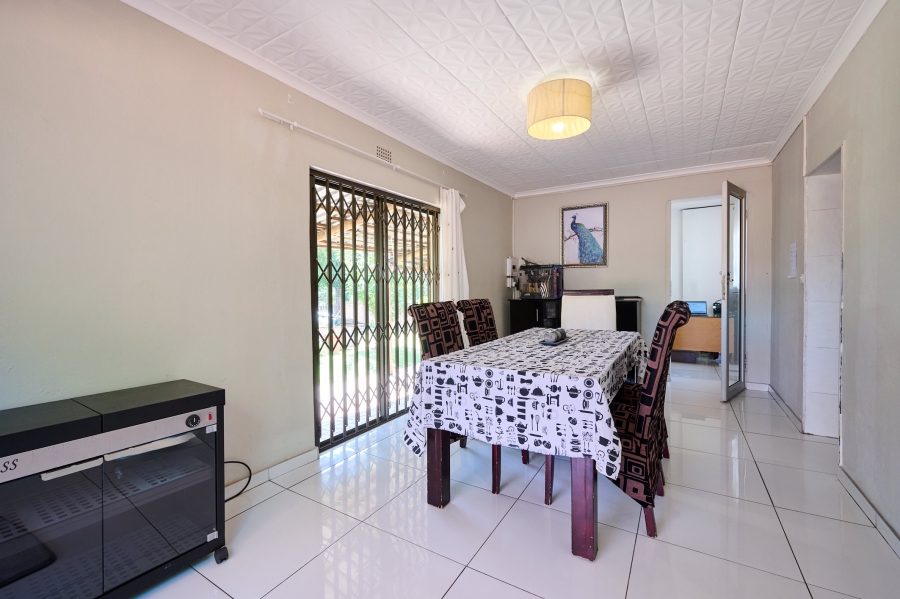 4 Bedroom Property for Sale in Vorna Valley Gauteng