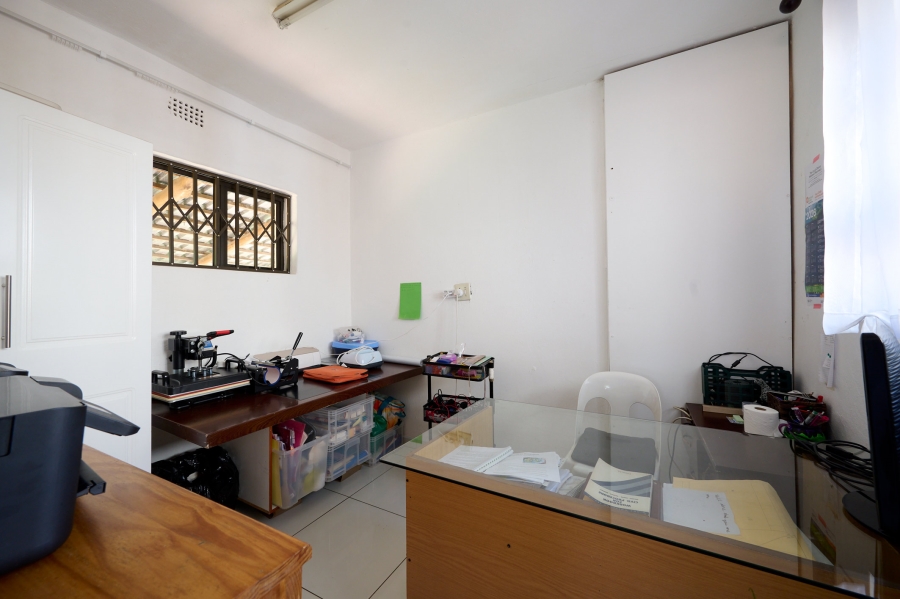 4 Bedroom Property for Sale in Vorna Valley Gauteng