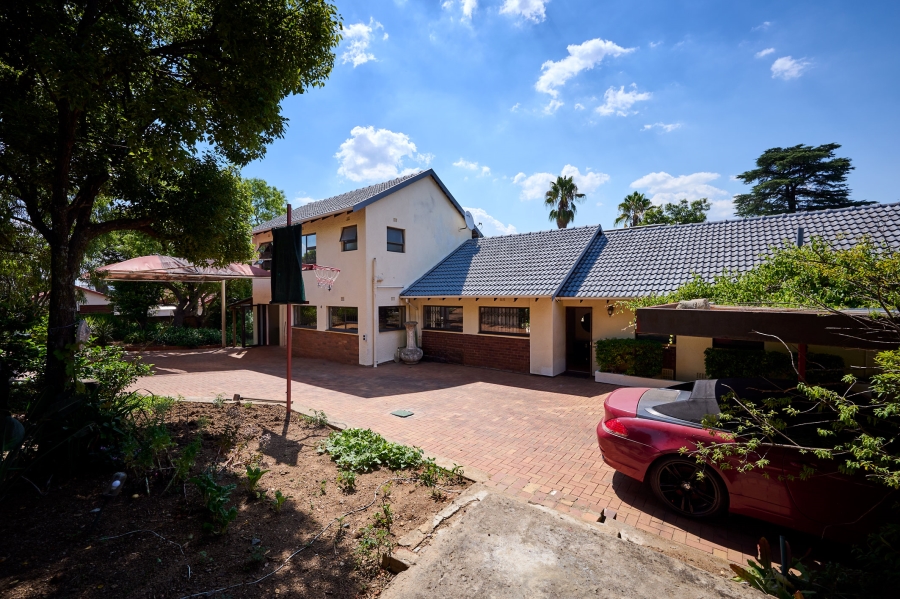 4 Bedroom Property for Sale in Vorna Valley Gauteng