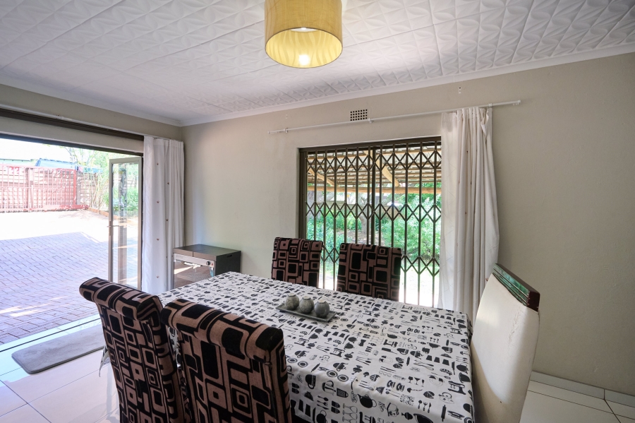 4 Bedroom Property for Sale in Vorna Valley Gauteng