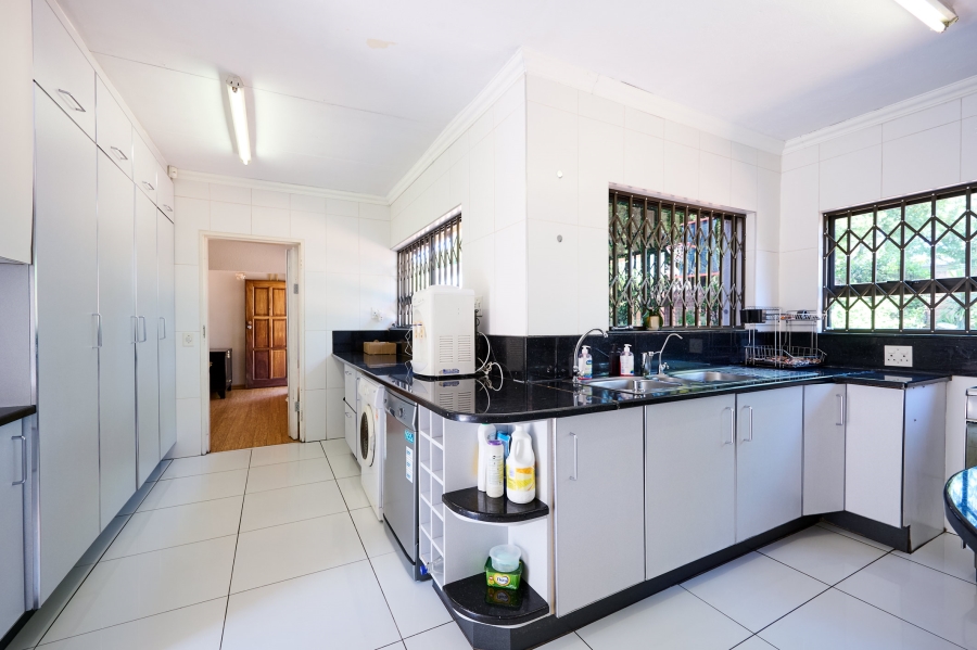 4 Bedroom Property for Sale in Vorna Valley Gauteng