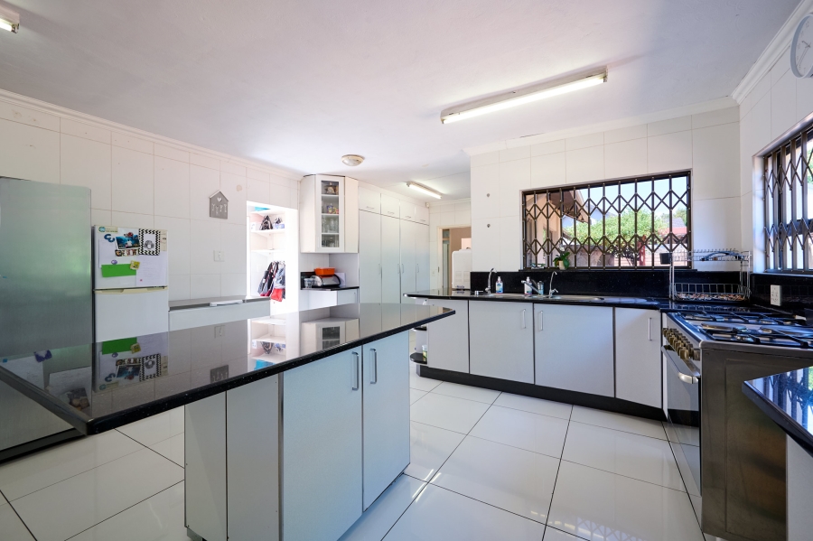 4 Bedroom Property for Sale in Vorna Valley Gauteng