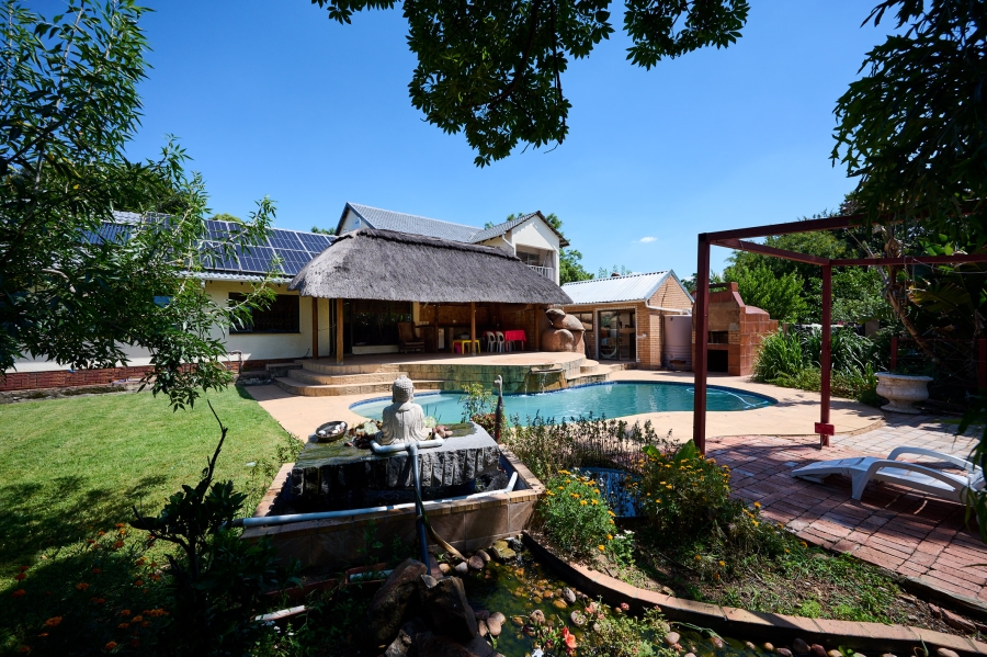 4 Bedroom Property for Sale in Vorna Valley Gauteng