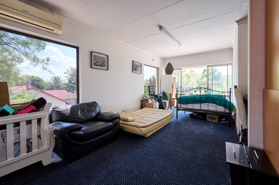 4 Bedroom Property for Sale in Vorna Valley Gauteng