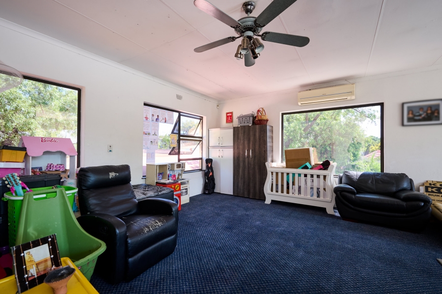 4 Bedroom Property for Sale in Vorna Valley Gauteng