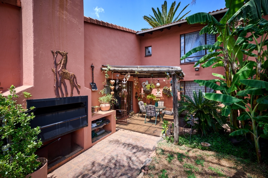 3 Bedroom Property for Sale in Halfway Gardens Gauteng