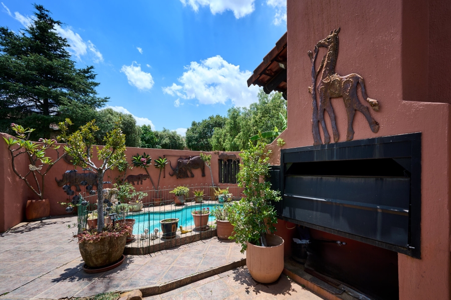 3 Bedroom Property for Sale in Halfway Gardens Gauteng