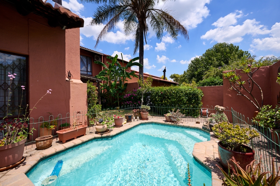 3 Bedroom Property for Sale in Halfway Gardens Gauteng