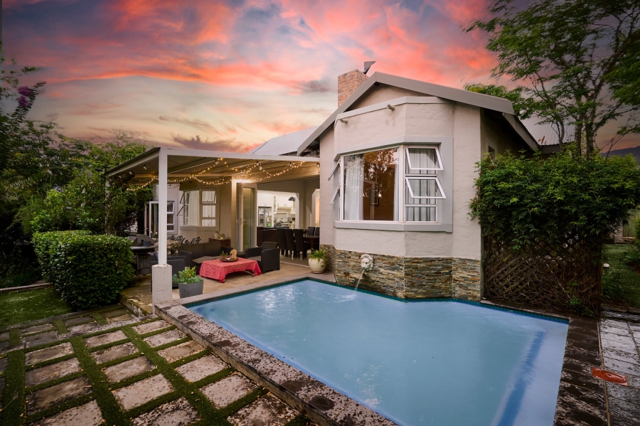 4 Bedroom Property for Sale in Waterfall Country Village Gauteng