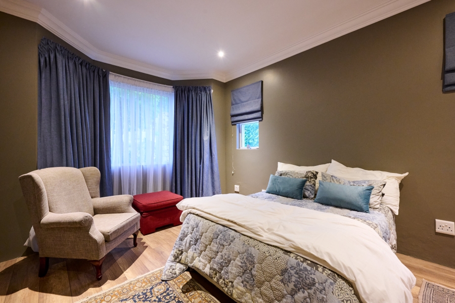 4 Bedroom Property for Sale in Waterfall Country Village Gauteng