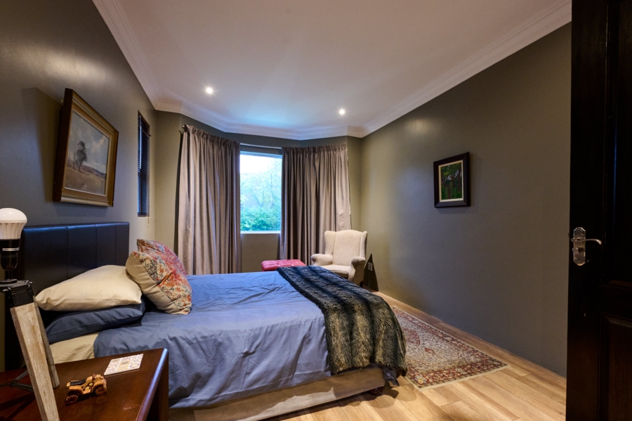 4 Bedroom Property for Sale in Waterfall Country Village Gauteng