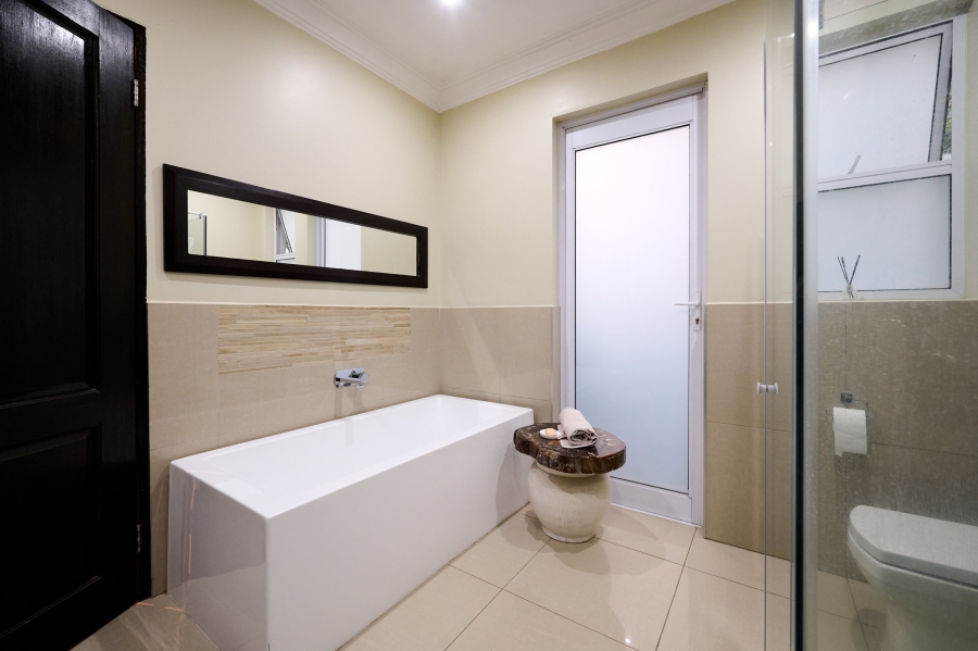 4 Bedroom Property for Sale in Waterfall Country Village Gauteng