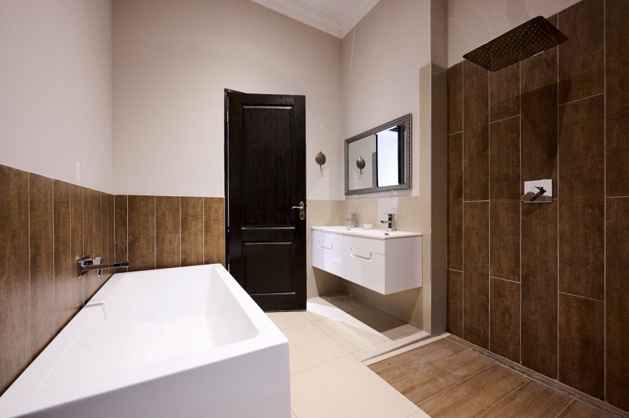 4 Bedroom Property for Sale in Waterfall Country Village Gauteng