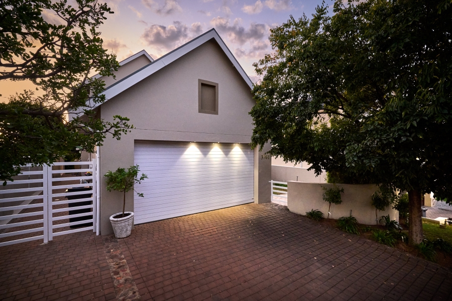 4 Bedroom Property for Sale in Waterfall Country Village Gauteng