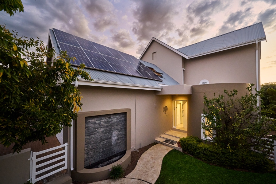 4 Bedroom Property for Sale in Waterfall Country Village Gauteng